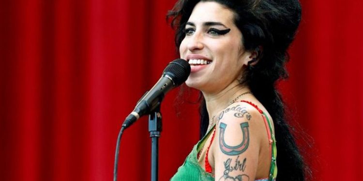 Amy Winehouse’un hayatı dizi oluyor