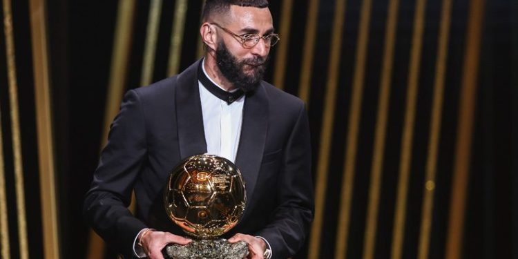 Yılın en iyi oyuncusu Benzema