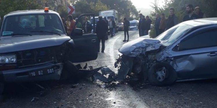 Bursa-Orhangazi yolunda kaza: 5 yaralı