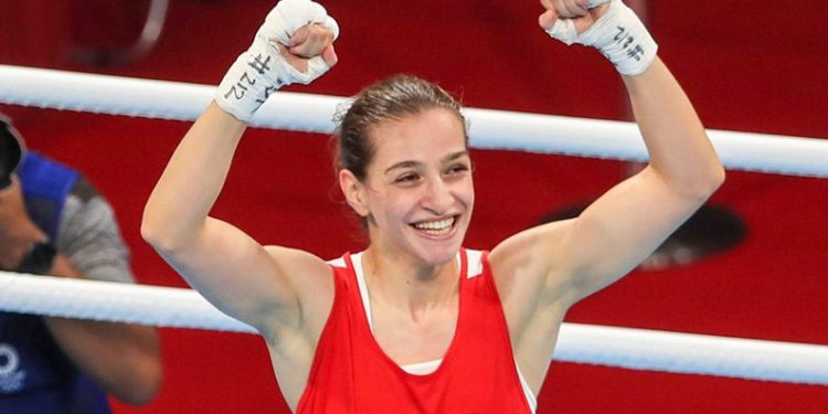 Buse Naz Çakıroğlu’ndan altın madalya