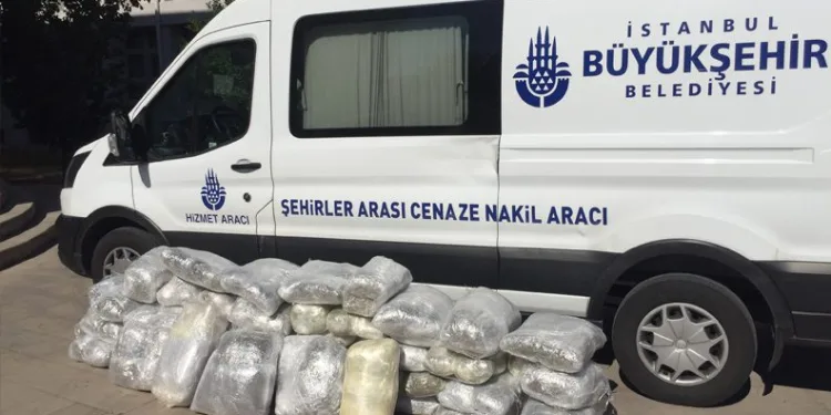 Cenaze aracında uyuşturucu bulundu