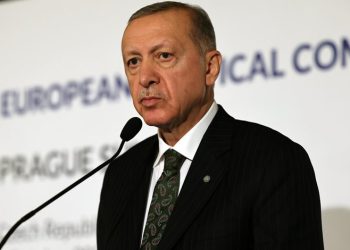 Erdoğan’dan Prag’da önemli mesajlar