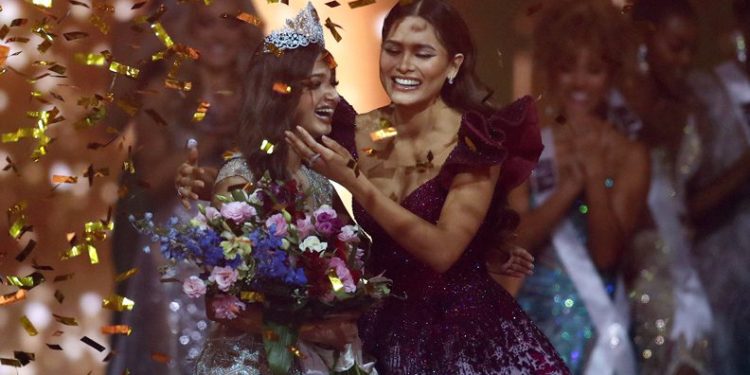 Kainat güzeli yarışması 20 milyon dolara satıldı