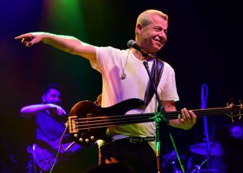 Levent Yüksel’den Bursa’da nostaljik konser