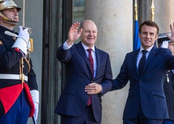 Scholz ve Macron bir arada