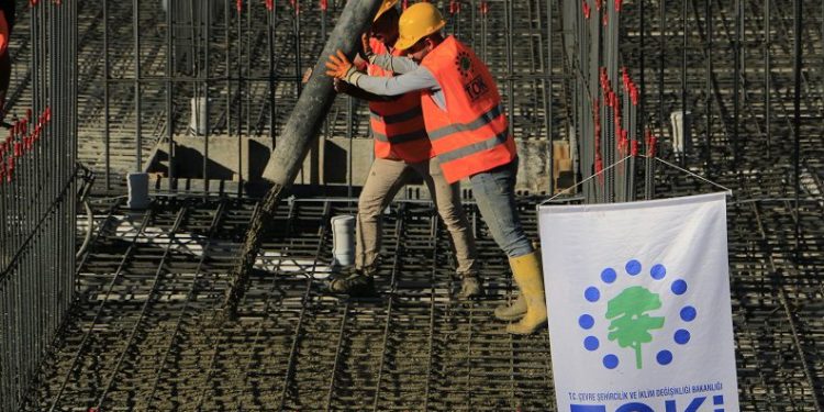 Diyarbakır’da sosyal konutların temeli atıldı