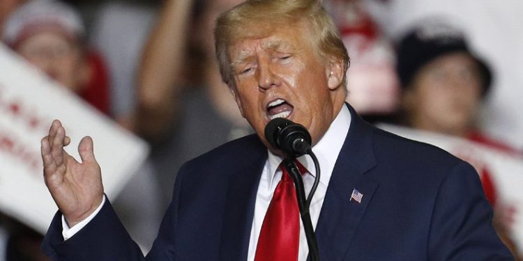 Donald Trump: “Twitter artık akıllı ellerde”