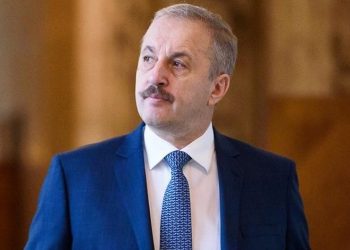 Romanya Savunma Bakanı istifa etti