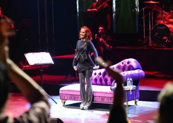 Yıldız Tilbe’den Bursa’da coşkulu konser