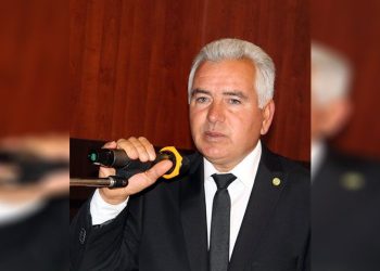 Hakkı Çetin güven tazeledi