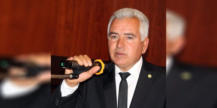 Hakkı Çetin güven tazeledi