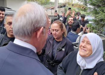 “Sizden de bir dik duruş istiyoruz”