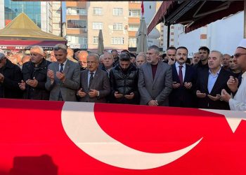 Hayatını kaybeden işçi toprağa verildi