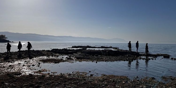 Yasağa aldırmadan öz çekim yaptılar