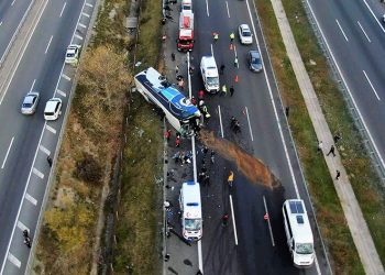 Bolu’da feci kaza: 3 ölü, 16 yaralı