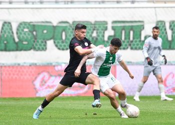 Bursaspor, Bursa’da 10 puan kaybetti
