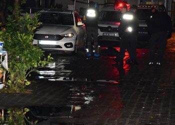 Sokak ortasında çifte cinayet