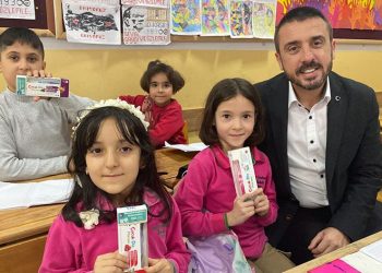 Kestel Belediyesi’nden çocuklara bakım seti