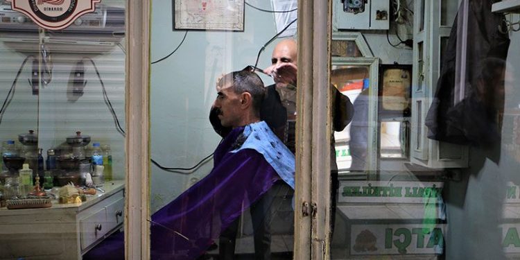 Tek koltukla 7 çocuk büyüttü