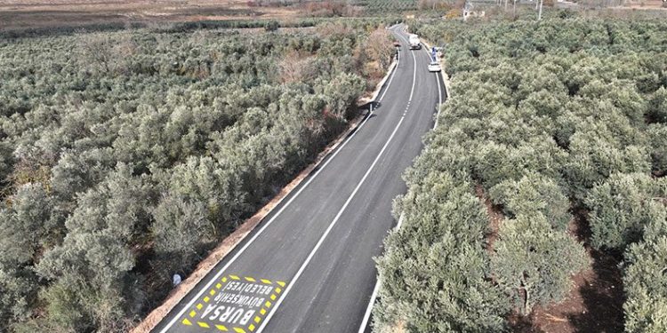 Gölyazı yolu sil baştan yenilendi
