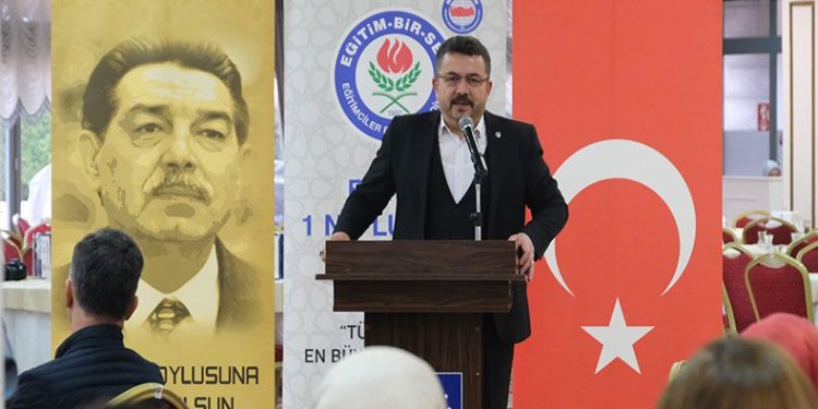 EBS, sözleşmeli ve ücretli öğretmenlik istihdamına karşı