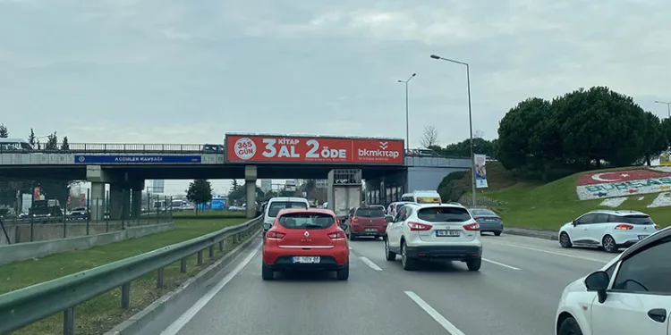 Ringleri aratmayan yol kavgası