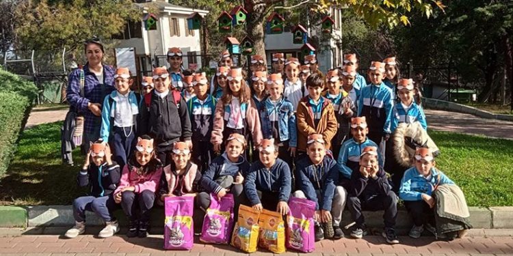 Barınak öğrencilerle dolup taşıyor