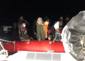 181 düzensiz göçmen kurtarıldı