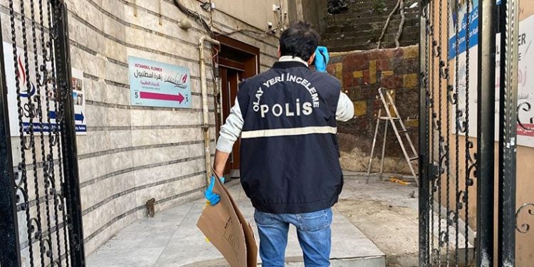 Fatih’te insan kafatası ve kemikleri bulundu