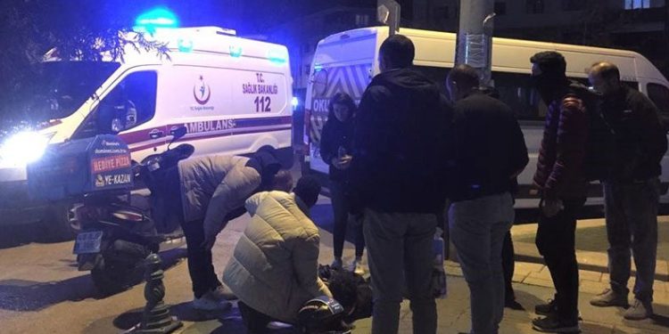 Şoför kaldırıma, kask yola fırladı