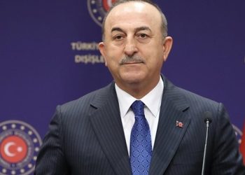 Bakan Çavuşoğlu: “Bu savaş masada bitecek”