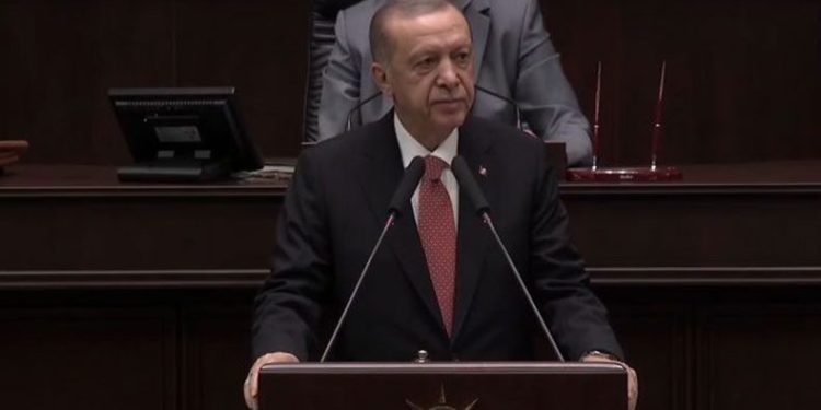 Cumhurbaşkanı Erdoğan: “Tepelerine bineceğiz”
