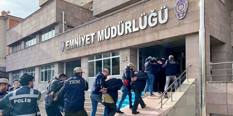 DEAŞ operasyonu: 7 tutuklama