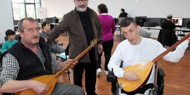 Zihinsel gelişime müzikle destek