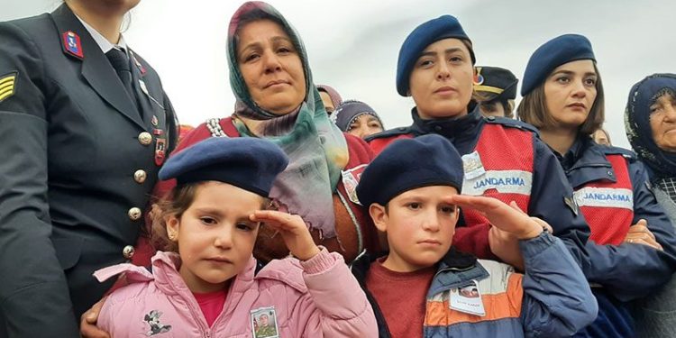 Pençe-Kilit şehidine son görev