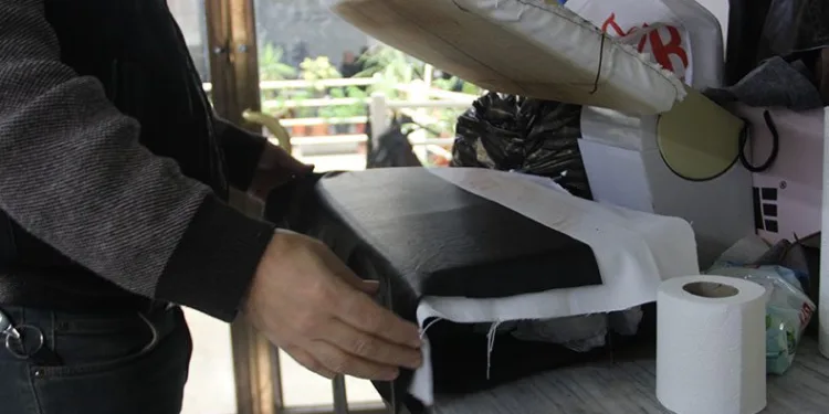 Çocukken başladığı mesleğe çırak bulamıyor