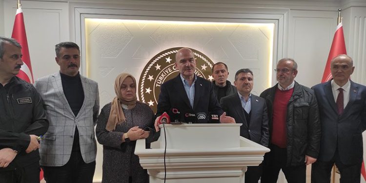 “Yaşanan travmanın etkisini istismar edenler var”