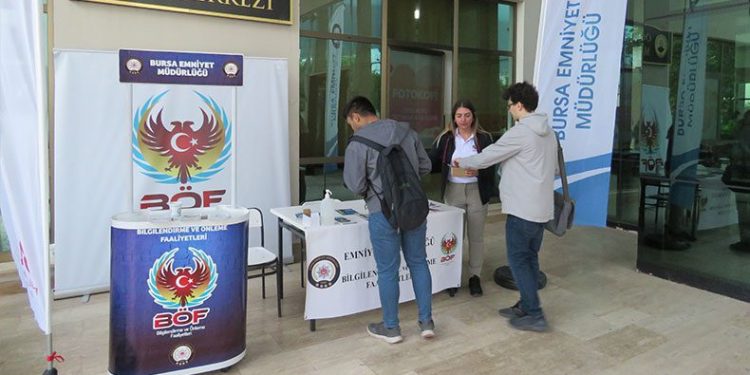 Bursa’da, ‘El Ele Güvenli Geleceğe’ projesi