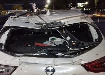 Kontrolden çıktı,park halindeki araçlara çarptı