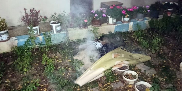 Sobadan çıkan kıvılcım evi yaktı