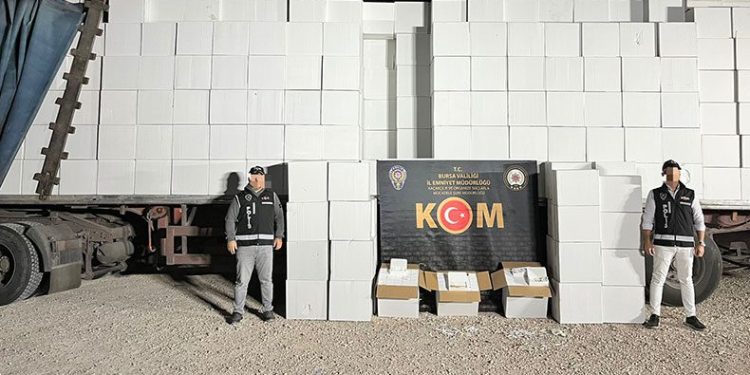 Bursa’da kaçak sigara operasyonu