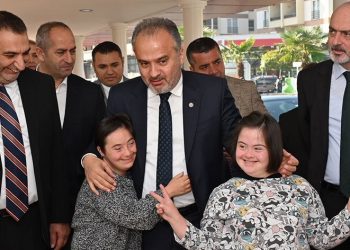 ‘Gezen Kantin’ okullarda