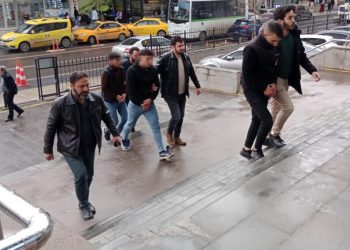 Kapkaç çetesi takibi sonucu çökertildi