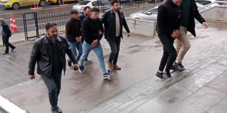 Kapkaç çetesi takibi sonucu çökertildi