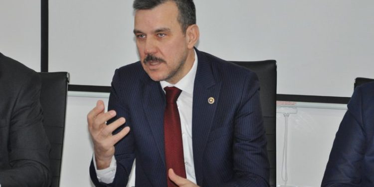 Bursa Karacabey’deki yatırımları anlattı