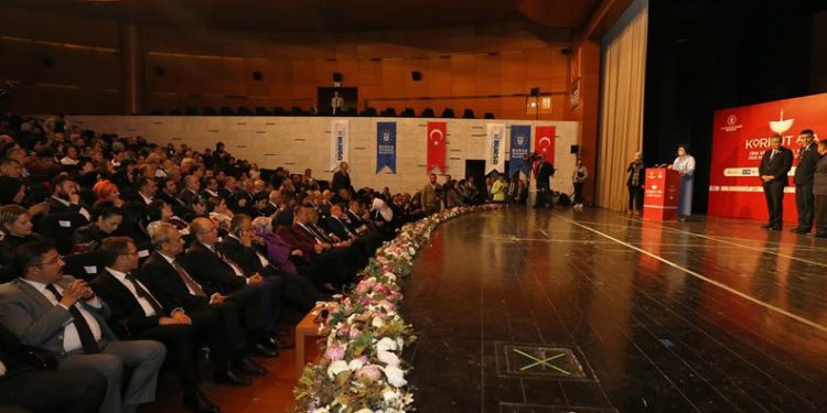 Bursa’da film festivali açılış töreniyle başladı