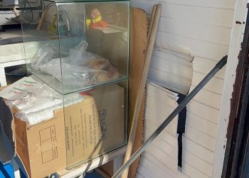 İş yerindeki paralarla kayıplara karıştı