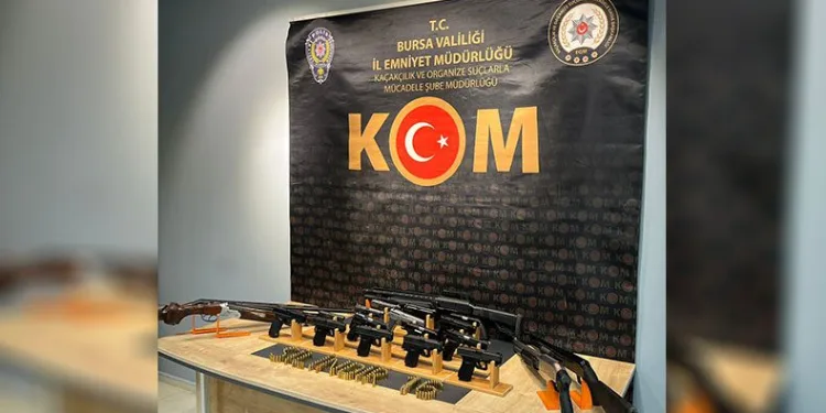 Bursa’da silindir operasyonunda 14 silah ele geçirildi