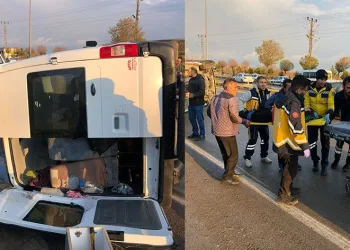 Öğrencileri taşıyan minibüs yan yattı