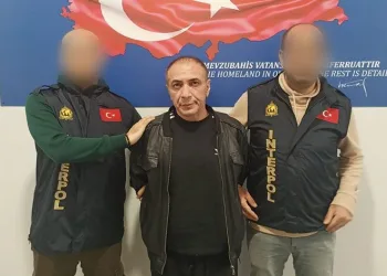 Kırmızı bültenle aranan Akbaba yakalandı